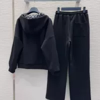 $102.00 USD Louis Vuitton LV Tracksuits Long Sleeved For Women #1380301
