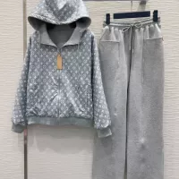 $102.00 USD Louis Vuitton LV Tracksuits Long Sleeved For Women #1380302