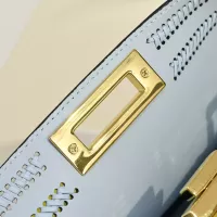 $212.00 USD Fendi AAA Quality Handbags For Women #1380650