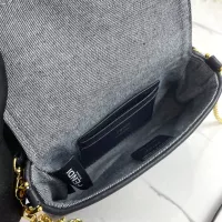 $132.00 USD Fendi AAA Quality Messenger Bags For Women #1380684