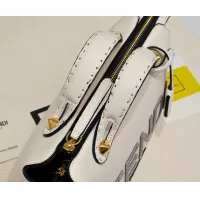 $160.00 USD Fendi AAA Quality Messenger Bags For Women #1380702