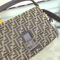 $160.00 USD Fendi AAA Quality Messenger Bags For Women #1380771
