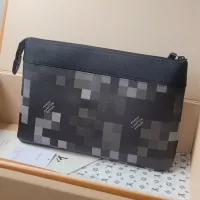 $108.00 USD Louis Vuitton AAA Quality Toilet Pouches For Unisex #1381191