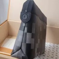 $108.00 USD Louis Vuitton AAA Quality Toilet Pouches For Unisex #1381191