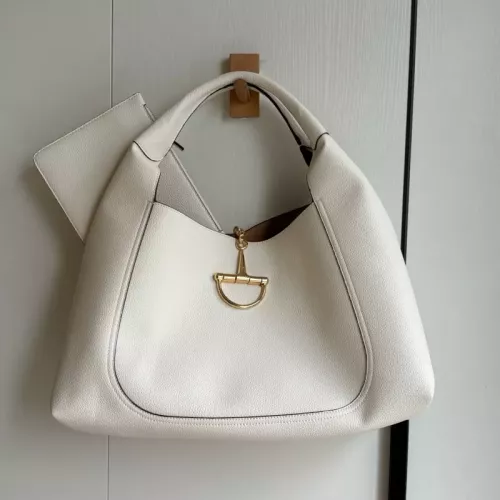 Replica Gucci AAA Quality Handbags For Women #1382150 $92.00 USD for Wholesale