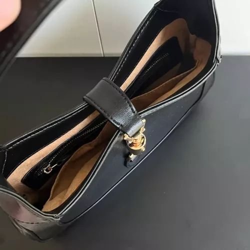 Replica Gucci AAA Quality Shoulder Bags For Women #1382314 $82.00 USD for Wholesale