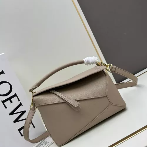 LOEWE AAA Quality Messenger Bags For Women #1385706 $145.00 USD, Wholesale Replica LOEWE AAA Quality Messenger Bags