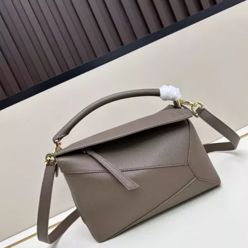 LOEWE AAA Quality Messenger Bags For Women #1385717 $145.00 USD, Wholesale Replica LOEWE AAA Quality Messenger Bags