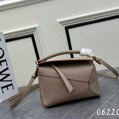 LOEWE AAA Quality Messenger Bags For Women #1385718 $122.00 USD, Wholesale Replica LOEWE AAA Quality Messenger Bags