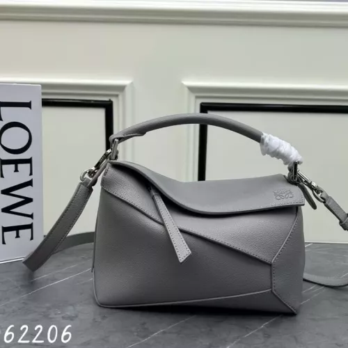 LOEWE AAA Quality Messenger Bags For Women #1385739 $145.00 USD, Wholesale Replica LOEWE AAA Quality Messenger Bags
