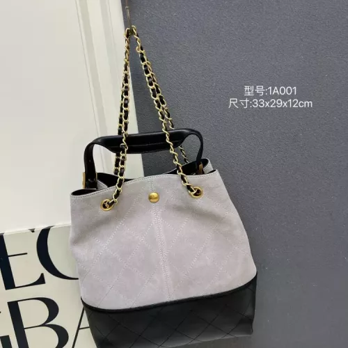 Replica Chanel AAA Quality Shoulder Bags For Women #1386885 $112.00 USD for Wholesale