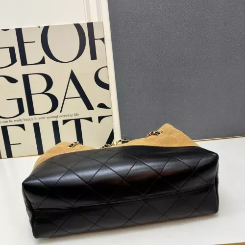 Replica Chanel AAA Quality Shoulder Bags For Women #1386887 $112.00 USD for Wholesale