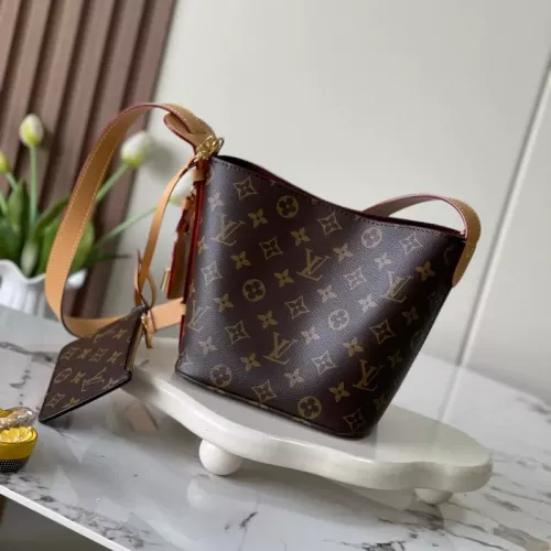 Louis Vuitton AAA Quality Messenger Bags For Women #1387693 $172.00 USD, Wholesale Replica Louis Vuitton AAA Quality Messenger Bags