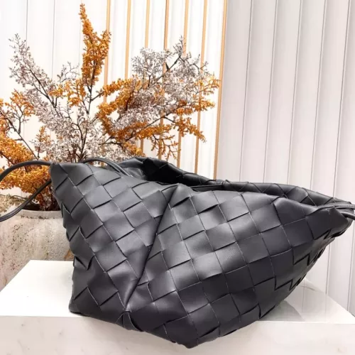 Replica Bottega Veneta BV AAA Quality Shoulder Bags For Women #1387938 $108.00 USD for Wholesale