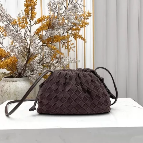 Bottega Veneta BV AAA Quality Messenger Bags For Women #1388016 $100.00 USD, Wholesale Replica Bottega Veneta BV AAA Quality Messenger Bags