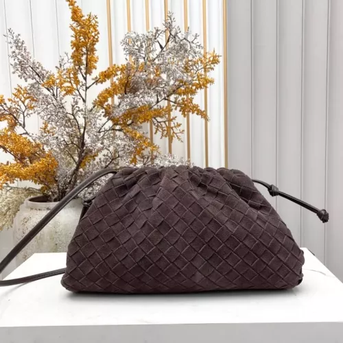 Bottega Veneta BV AAA Quality Messenger Bags For Women #1388017 $112.00 USD, Wholesale Replica Bottega Veneta BV AAA Quality Messenger Bags