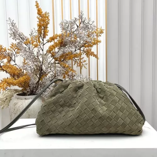 Bottega Veneta BV AAA Quality Messenger Bags For Women #1388026 $112.00 USD, Wholesale Replica Bottega Veneta BV AAA Quality Messenger Bags