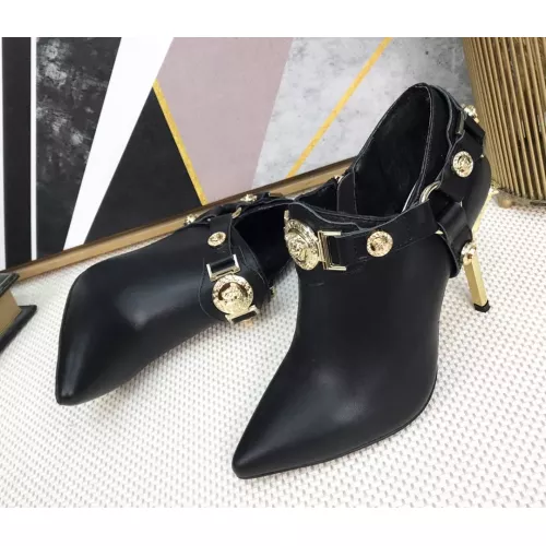 Versace Boots For Women #1388589 $92.00 USD, Wholesale Replica Versace Boots