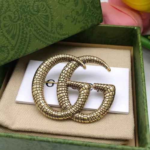 Replica Gucci Brooches For Women #1389472 $29.00 USD for Wholesale