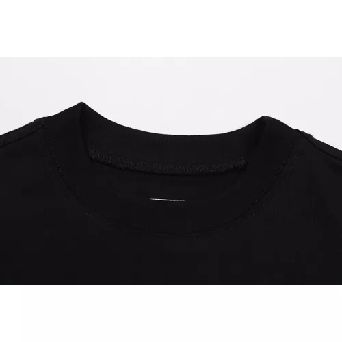 Replica Off-White T-Shirts Short Sleeved For Unisex #1389787 $40.00 USD for Wholesale