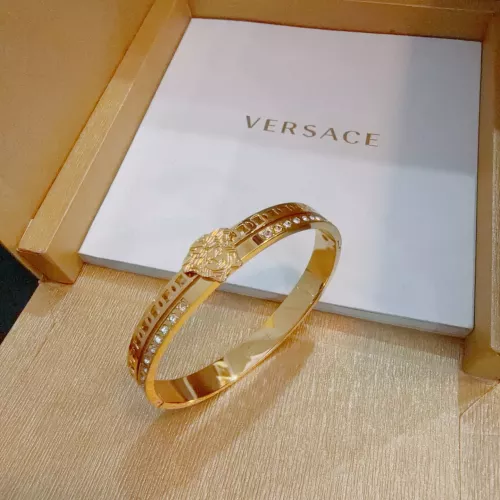 Versace Bracelets #1390242 $42.00 USD, Wholesale Replica Versace Bracelets