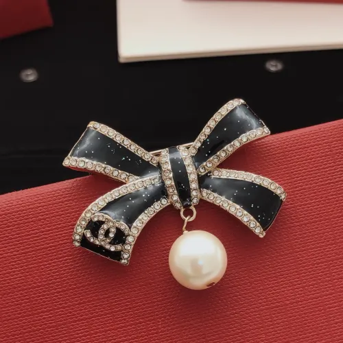 Chanel Brooches For Women #1390943 $29.00 USD, Wholesale Replica Chanel Brooches