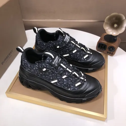 Replica Burberry Casual Shoes For Men #1391967 $115.00 USD for Wholesale