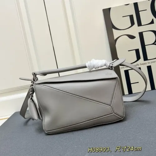 LOEWE AAA Quality Messenger Bags For Women #1392163 $108.00 USD, Wholesale Replica LOEWE AAA Quality Messenger Bags