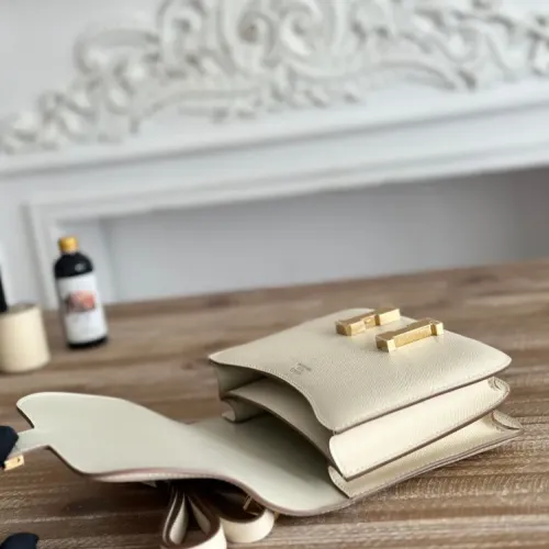 Replica Hermes AAA Quality Messenger Bags For Women #1392446 $96.00 USD for Wholesale