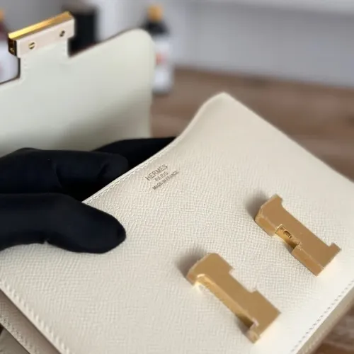 Replica Hermes AAA Quality Messenger Bags For Women #1392446 $96.00 USD for Wholesale