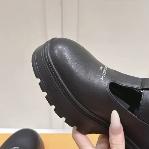 Replica Louis Vuitton Casual Shoes For Women #1392661 $115.00 USD for Wholesale