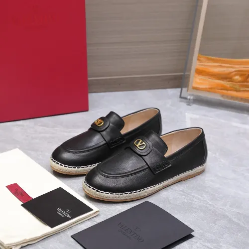 Valentino Flat Shoes For Women #1392690
