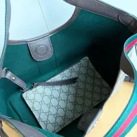 $76.00 USD Gucci AAA Quality Handbags For Women #1382085