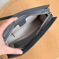 $68.00 USD Gucci AAA Quality Messenger Bags For Women #1382110