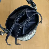 $72.00 USD Gucci AAA Quality Messenger Bags For Women #1382112