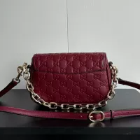 $76.00 USD Gucci AAA Quality Messenger Bags For Women #1382119