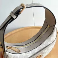 $68.00 USD Gucci AAA Quality Handbags For Women #1382159