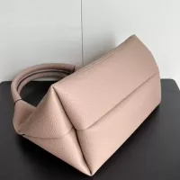 $76.00 USD Gucci AAA Quality Handbags For Women #1382162