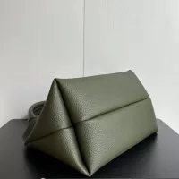 $76.00 USD Gucci AAA Quality Handbags For Women #1382166