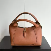 $76.00 USD Gucci AAA Quality Handbags For Women #1382167