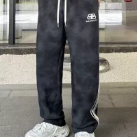 $102.00 USD Balenciaga Fashion Tracksuits Long Sleeved For Men #1382404