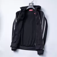 $76.00 USD Gucci Tracksuits Long Sleeved For Men #1382699
