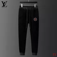 $96.00 USD Louis Vuitton LV Tracksuits Long Sleeved For Men #1383940