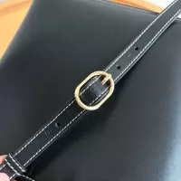 $72.00 USD Gucci AAA Quality Messenger Bags For Women #1384157