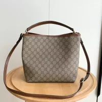 $76.00 USD Gucci AAA Quality Messenger Bags For Women #1384163