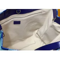 $76.00 USD Louis Vuitton AAA Quality Handbags For Women #1384224