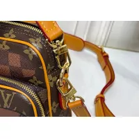 $68.00 USD Louis Vuitton AAA Quality Messenger Bags For Women #1384255