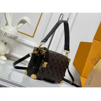 $85.00 USD Louis Vuitton AAA Quality Messenger Bags For Women #1384329