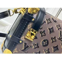$85.00 USD Louis Vuitton AAA Quality Messenger Bags For Women #1384329