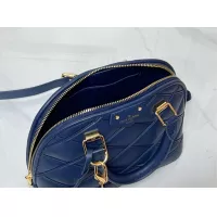 $82.00 USD Louis Vuitton AAA Quality Handbags For Women #1384439